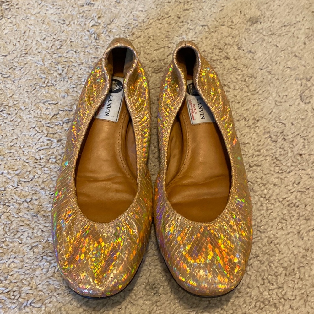 Beautiful peach iridescent Lanvin ballet flats